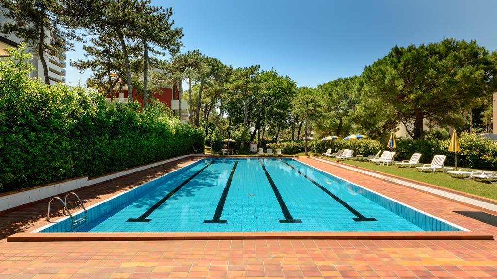 Appartamenti Vacanza Albatros Ліньяно-Сабб'ядоро Екстер'єр фото